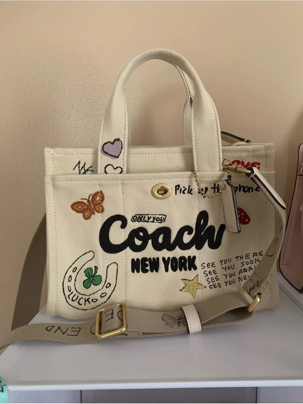 COACH Cargo Tote 26 Sketch Print White CAM73 New - Picture 1 of 6